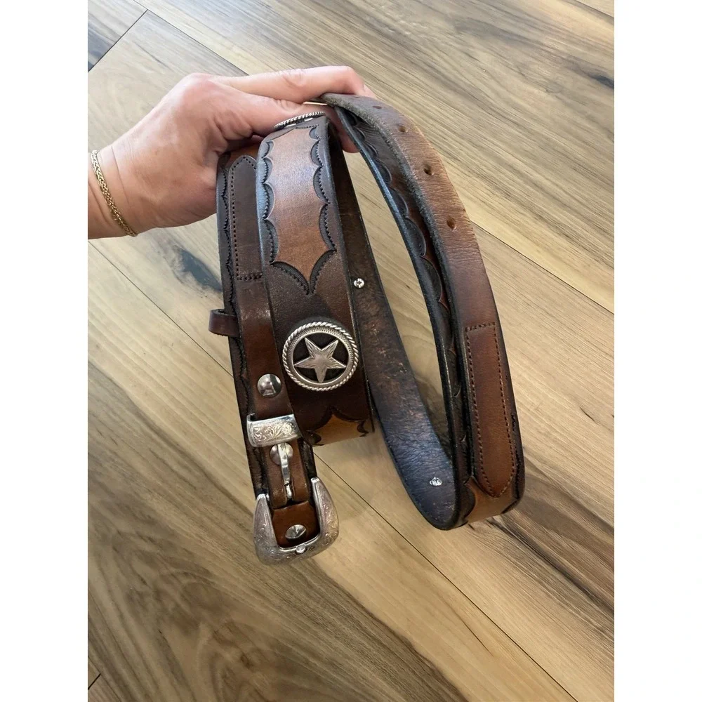 Vintage 1996 Leather Western Belt Brown Silver Tone Star Conchos Tooled 52 In